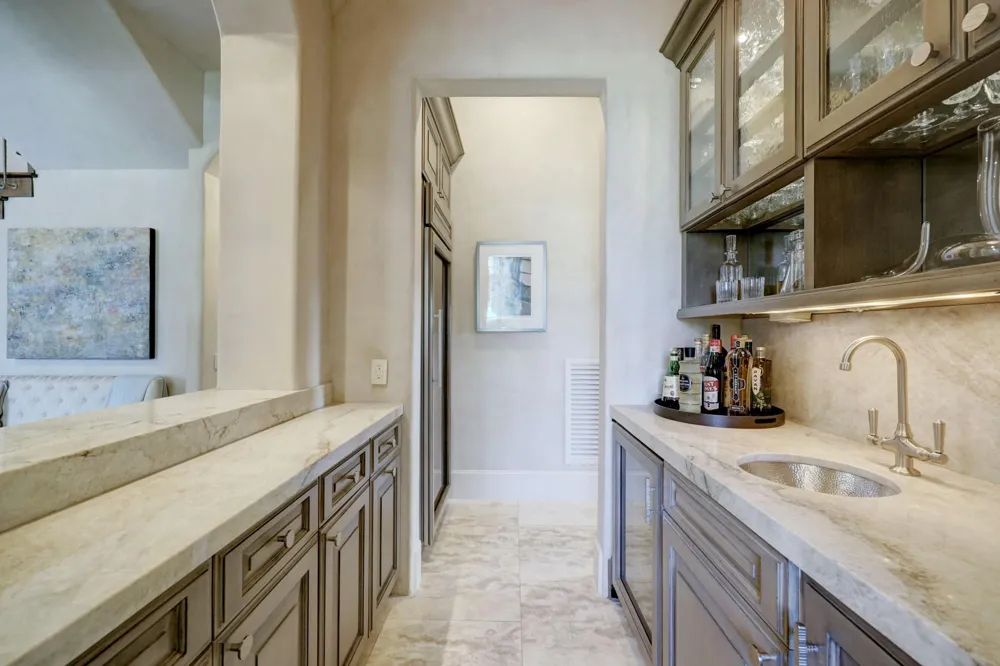 5610 Lynbrook Drive Houston, TX 77056