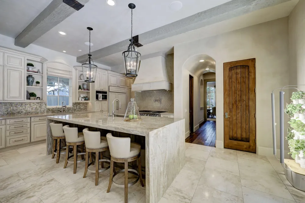 5610 Lynbrook Drive Houston, TX 77056