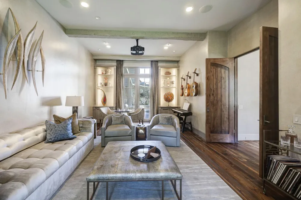 5610 Lynbrook Drive Houston, TX 77056