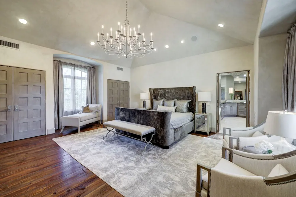 5610 Lynbrook Drive Houston, TX 77056