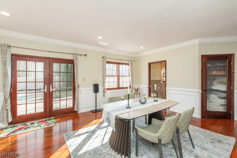 35 Waughaw Rd Montville, NJ 07082