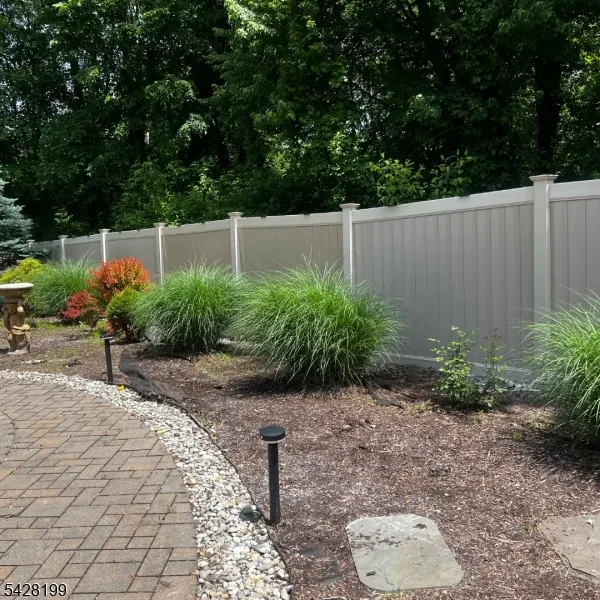 35 Waughaw Rd Montville, NJ 07082