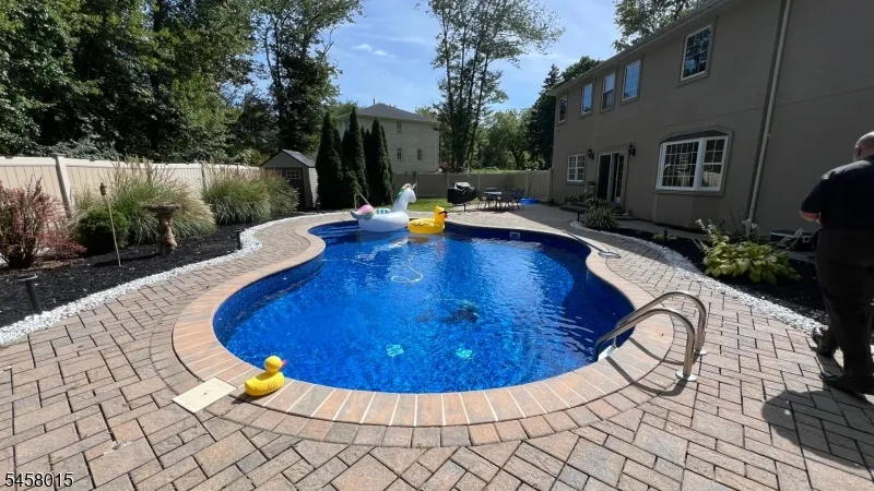 35 Waughaw Rd Montville, NJ 07082