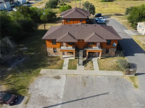 2215 E Main Avenue