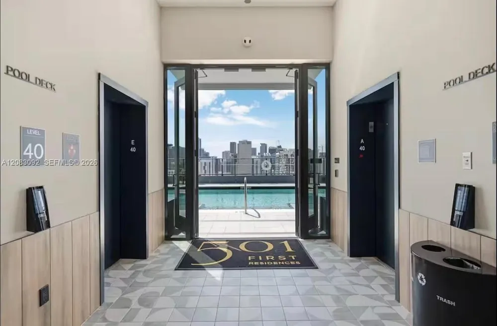 121 NE 5th St #1511 Miami, FL 33132