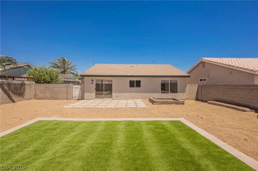 2329 Fields Street North Las Vegas, NV 89032