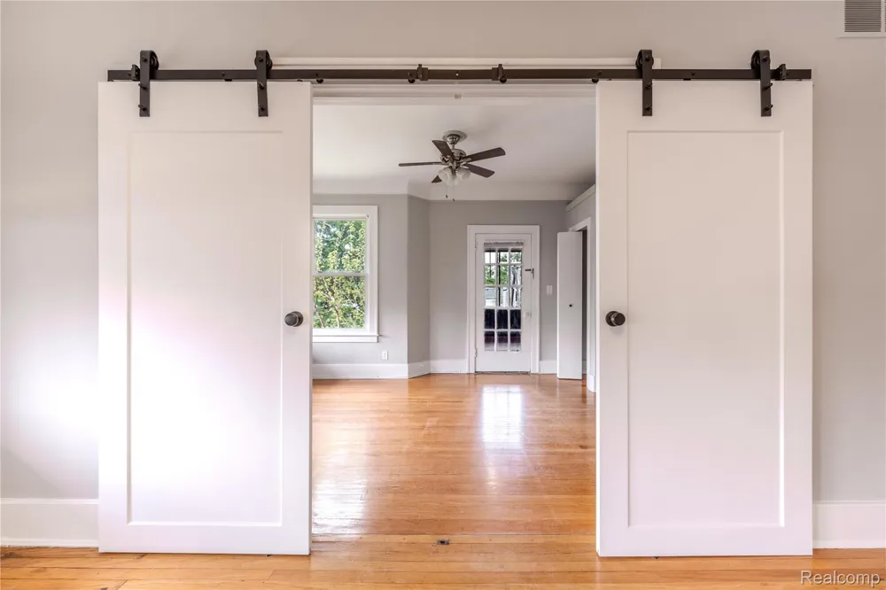 605 W Hudson Avenue #Unit #2 Royal Oak City, MI 48067