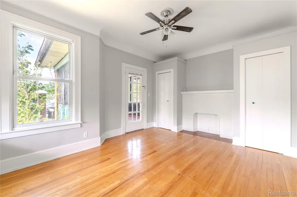 605 W Hudson Avenue #Unit #2 Royal Oak City, MI 48067
