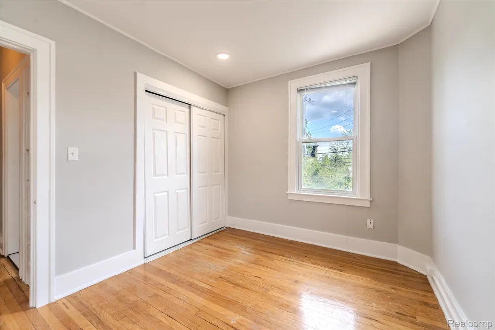605 W Hudson Avenue #Unit #2 Royal Oak City, MI 48067