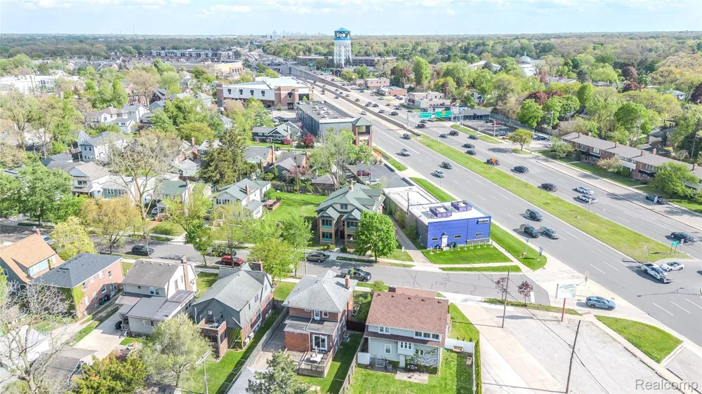 605 W Hudson Avenue #Unit #2 Royal Oak City, MI 48067