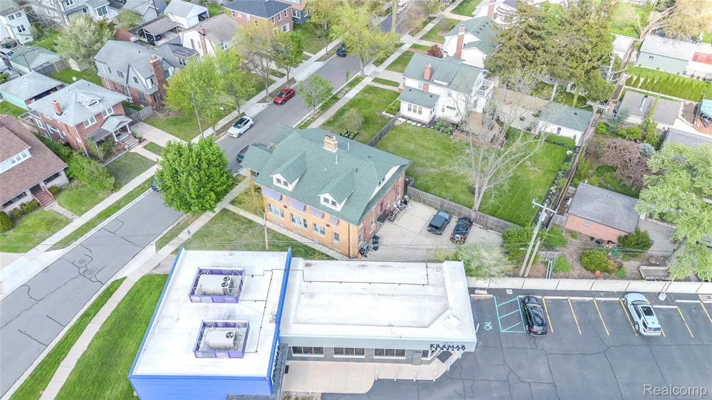 605 W Hudson Avenue #Unit #2 Royal Oak City, MI 48067