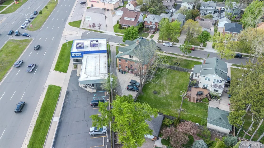 605 W Hudson Avenue #Unit #2 Royal Oak City, MI 48067