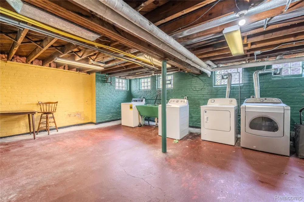 605 W Hudson Avenue #Unit #2 Royal Oak City, MI 48067