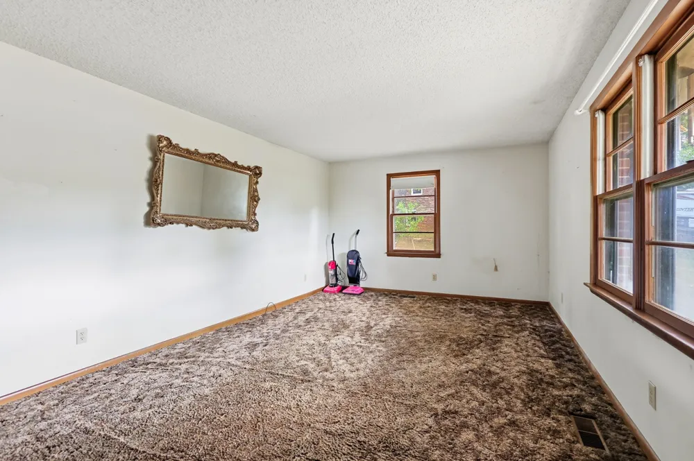 76 Gay Rd McMinnville, TN 37110