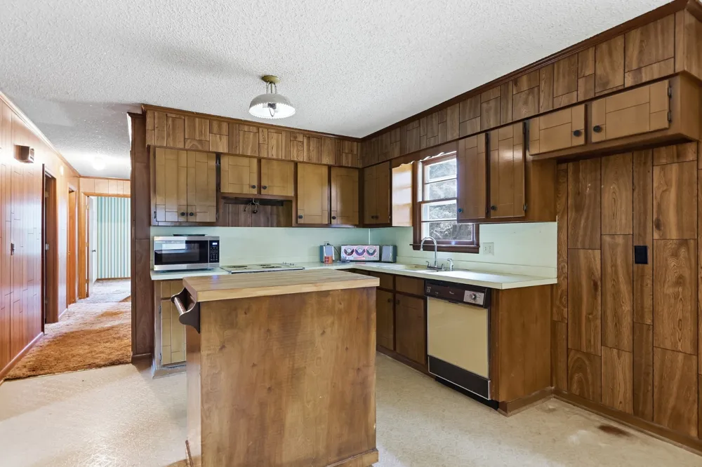 76 Gay Rd McMinnville, TN 37110