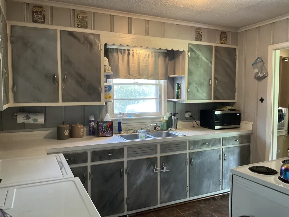 32 Humboldt Hwy Trenton, TN 38382