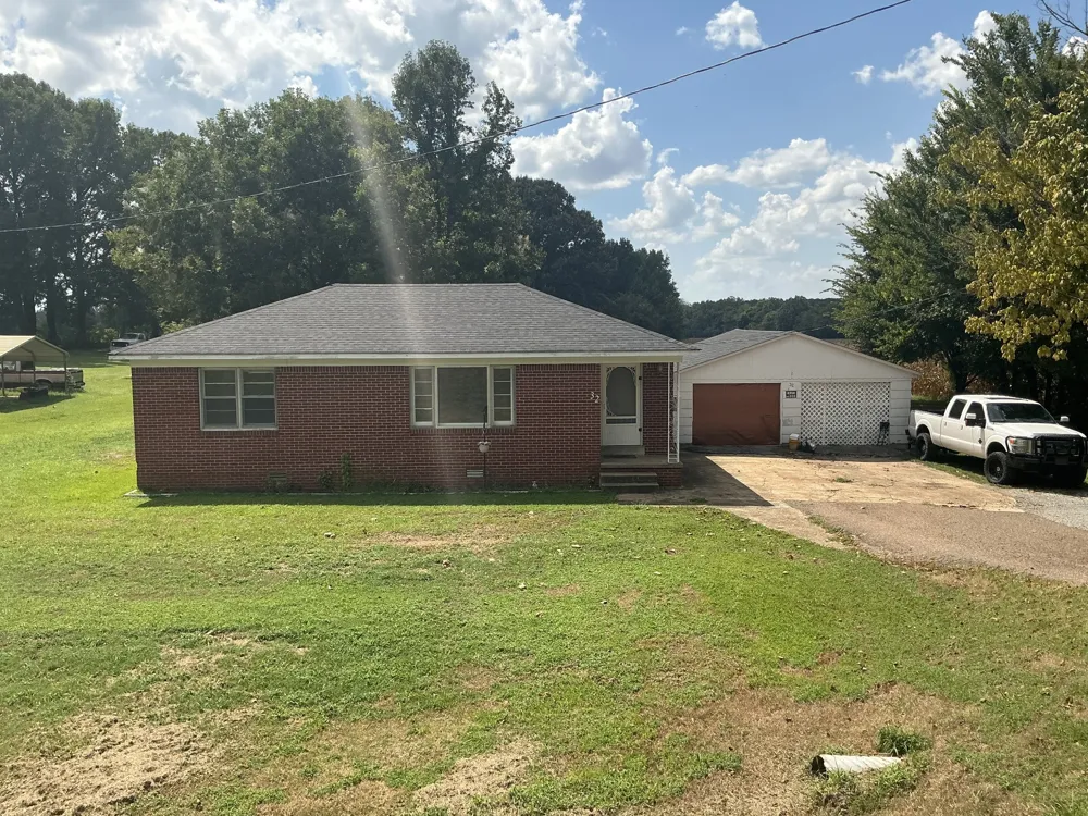 32 Humboldt Hwy Trenton, TN 38382