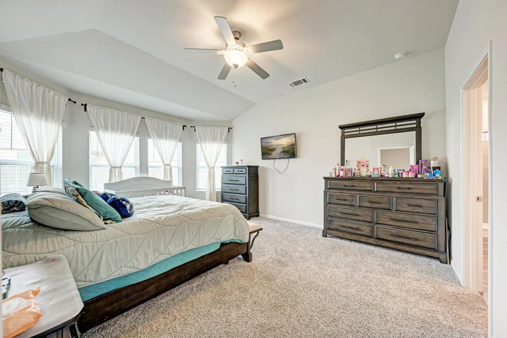 305 Windy Reed Road Hutto, TX 78634