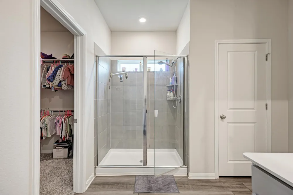 305 Windy Reed Road Hutto, TX 78634