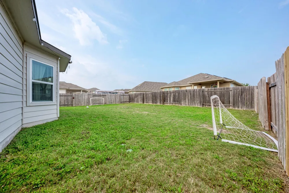 305 Windy Reed Road Hutto, TX 78634