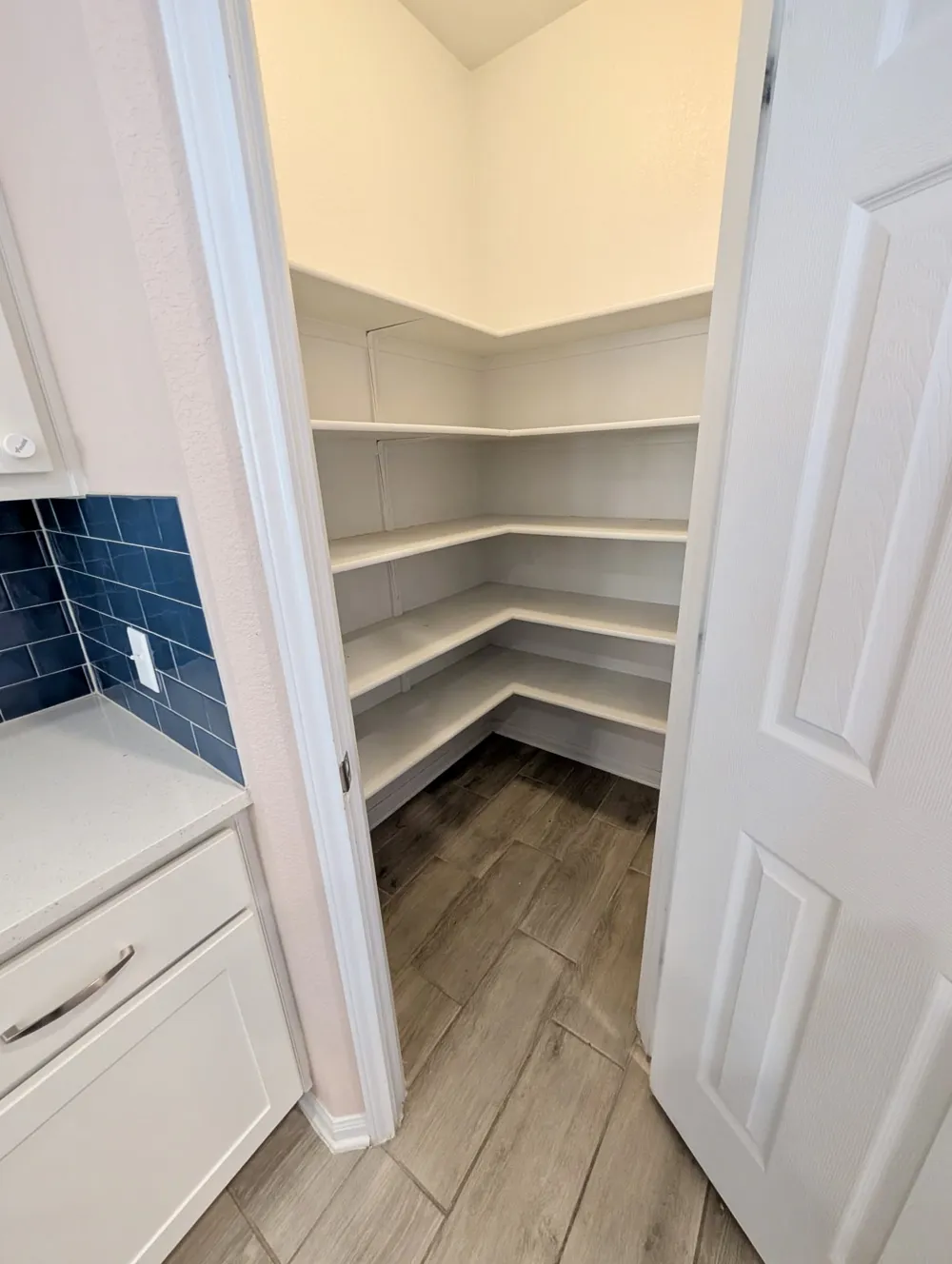 824 Falkland Trace Pflugerville, TX 78660