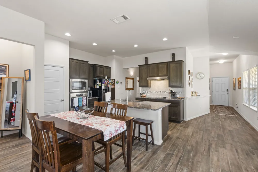 205 Four Star Drive Elgin, TX 78621