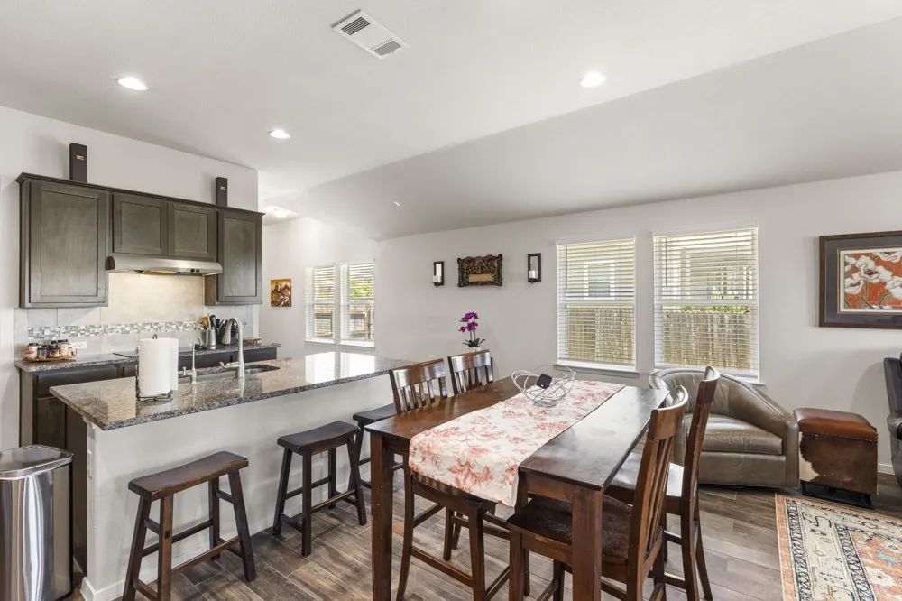 205 Four Star Drive Elgin, TX 78621