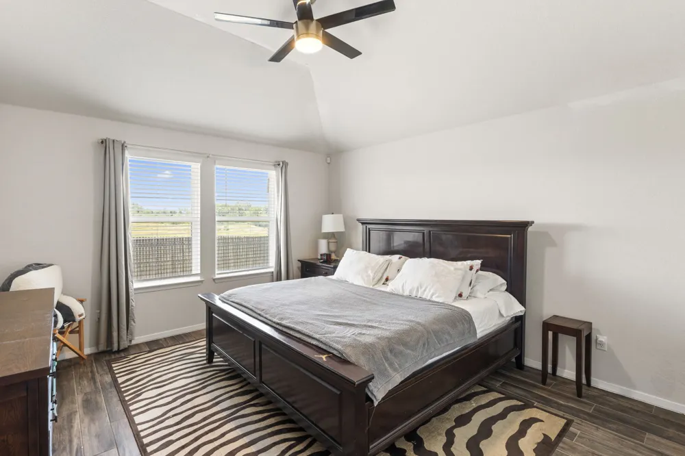 205 Four Star Drive Elgin, TX 78621