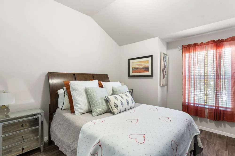 205 Four Star Drive Elgin, TX 78621