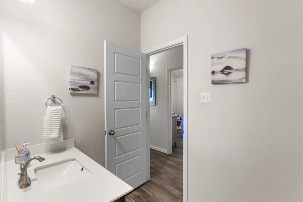 205 Four Star Drive Elgin, TX 78621