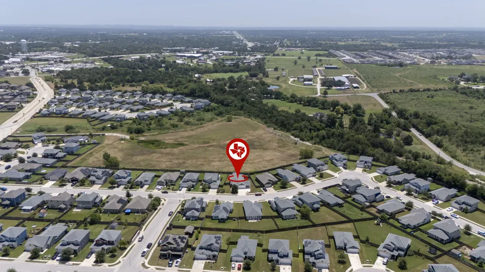 205 Four Star Drive Elgin, TX 78621