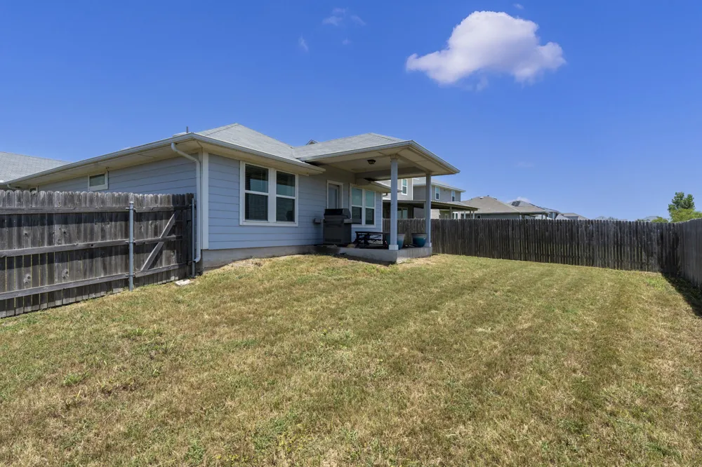 205 Four Star Drive Elgin, TX 78621