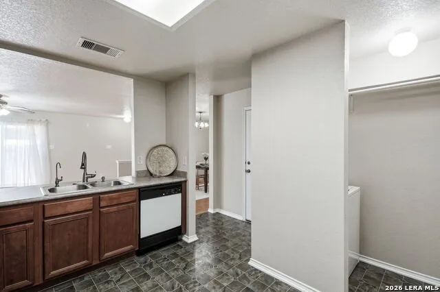 313 Chisholm Trl Seguin, TX 78155