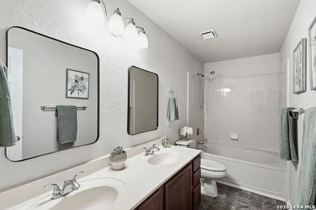 313 Chisholm Trl Seguin, TX 78155