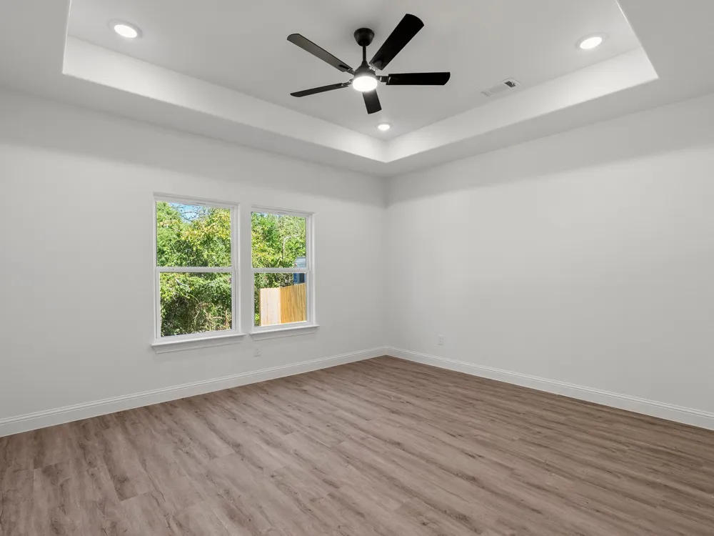 101 Oak Street Ector, TX 75439