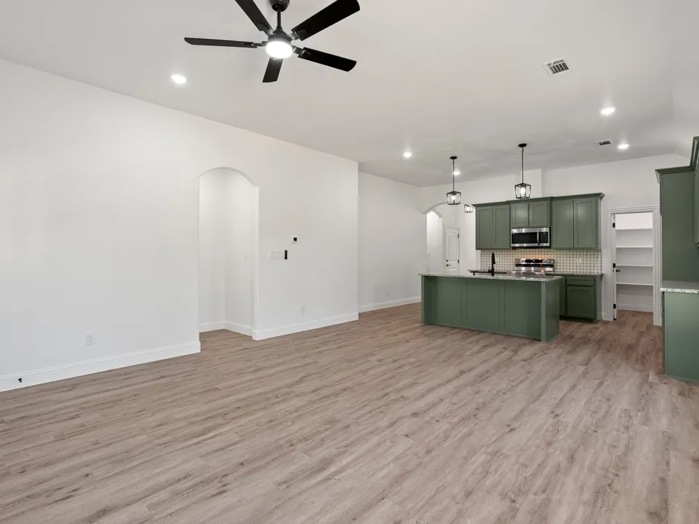 101 Oak Street Ector, TX 75439