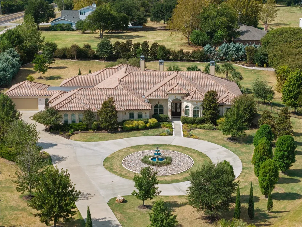 1700 Bison Meadow Lane Heath, TX 75032