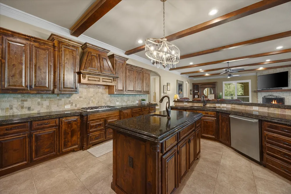 1700 Bison Meadow Lane Heath, TX 75032