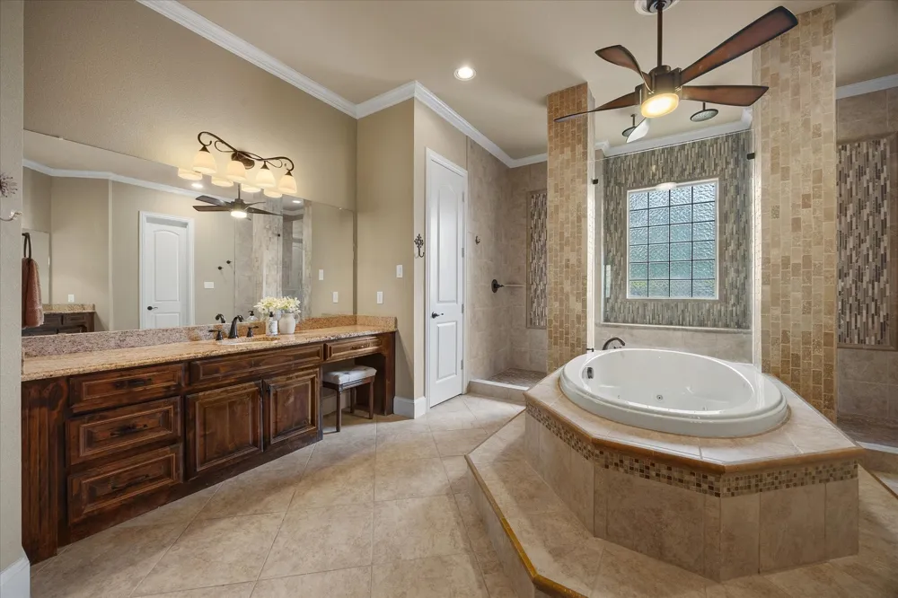 1700 Bison Meadow Lane Heath, TX 75032