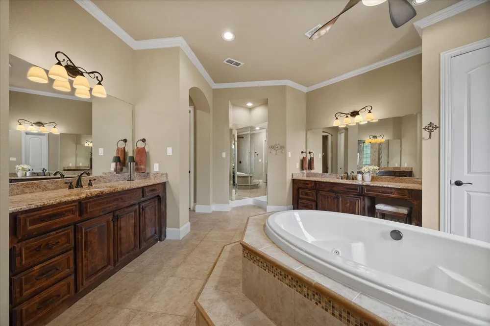 1700 Bison Meadow Lane Heath, TX 75032