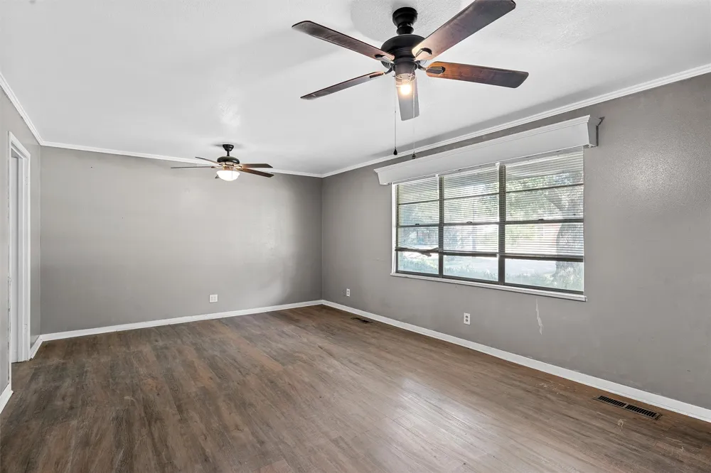 733 W 5th Street McGregor, TX 76657
