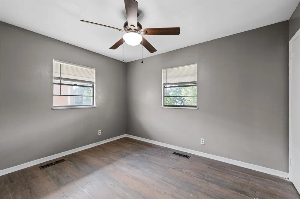 733 W 5th Street McGregor, TX 76657