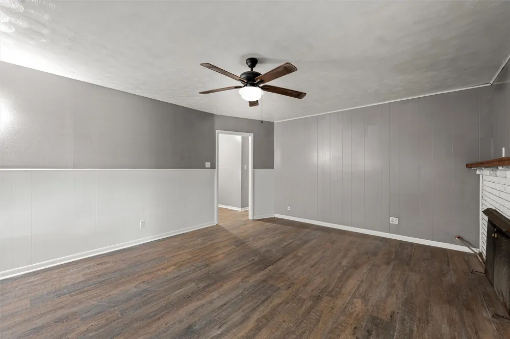 733 W 5th Street McGregor, TX 76657