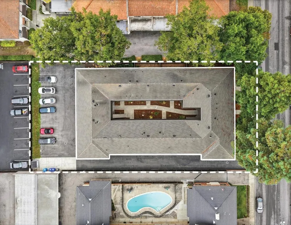239 Easy Street Mountain View, CA 94043