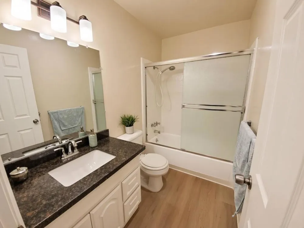 239 Easy Street Mountain View, CA 94043