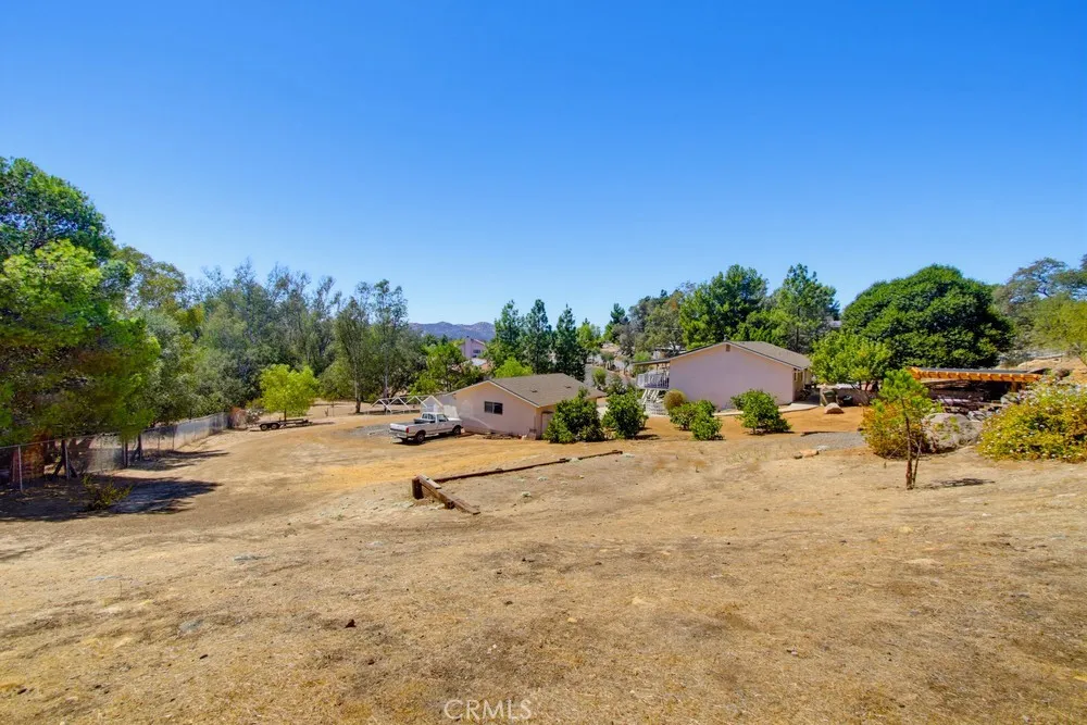 1691 Roble Grande Road Alpine, CA 91901