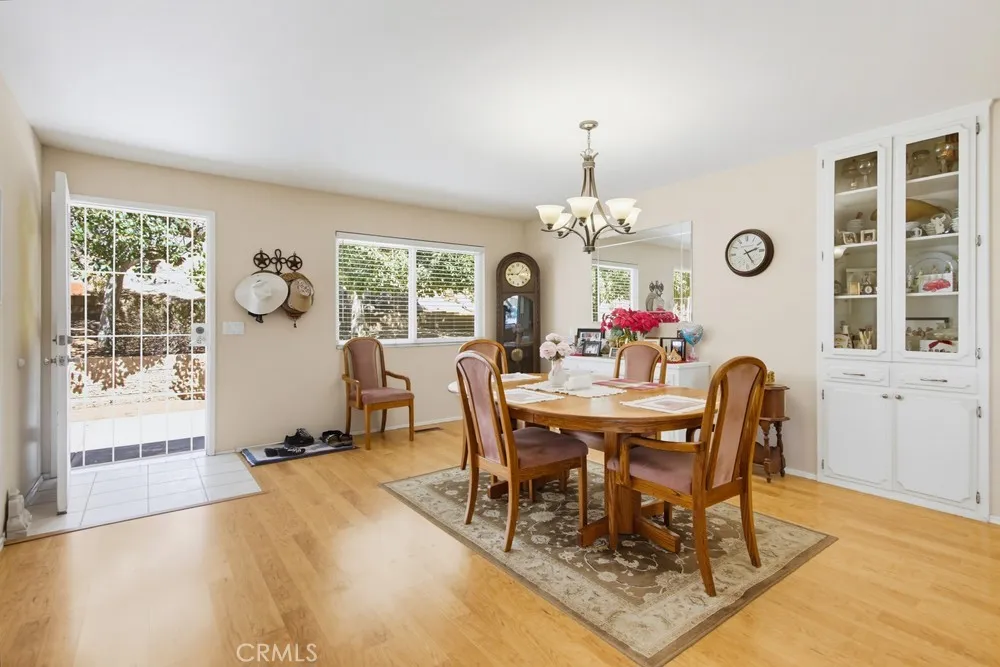 1691 Roble Grande Road Alpine, CA 91901
