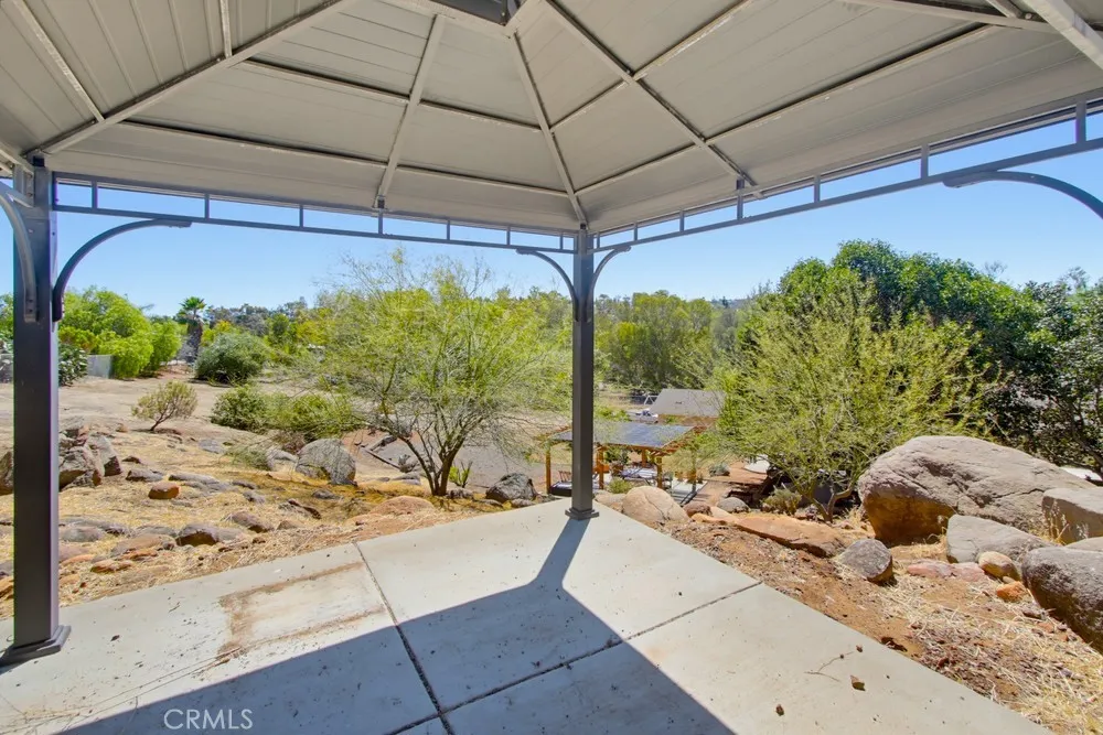 1691 Roble Grande Road Alpine, CA 91901