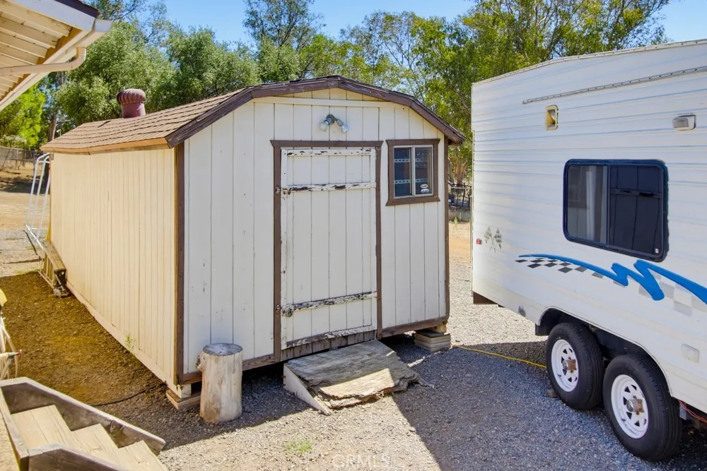 1691 Roble Grande Road Alpine, CA 91901