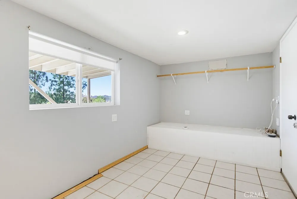 1691 Roble Grande Road Alpine, CA 91901